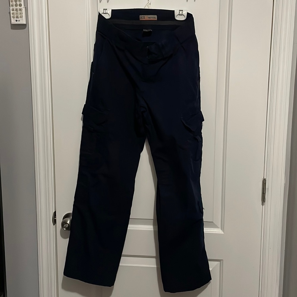 Blue tactical pants (EMS/T, Police etc)